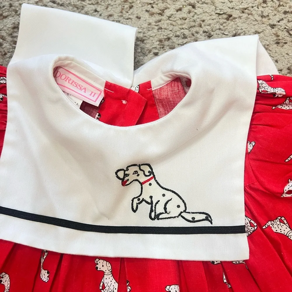 VNTG Girl's Dorissa II 80s Dogs All Over Print Red Dress Cape Size‎ 4T Holiday